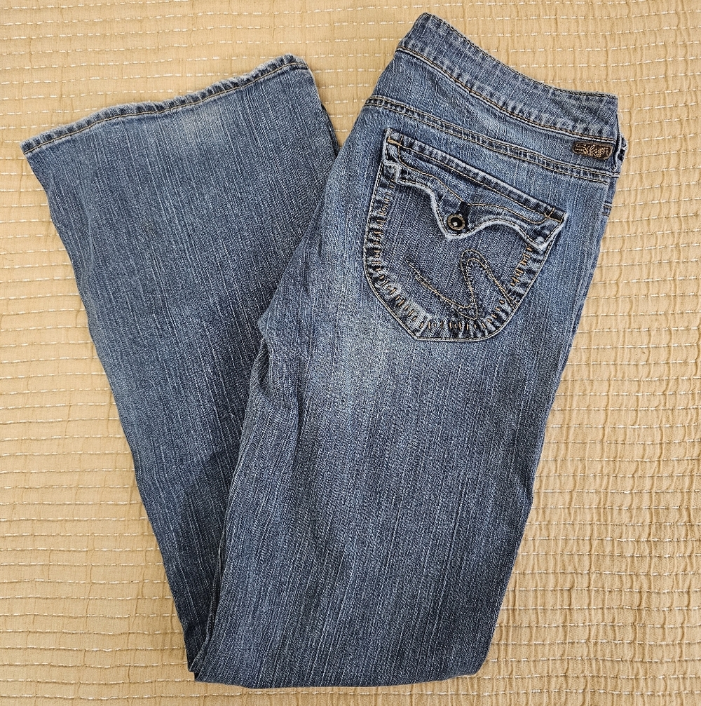 Silver Jeans Camille Y2k Bootcut Indigo‎ Dyed Low Rise Embellished Pockets